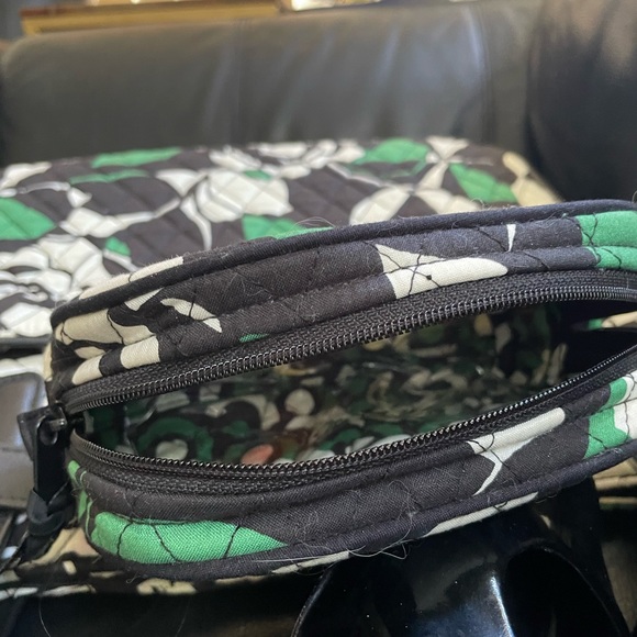 Vera Bradley Imperial Rose Commuter Tote Bag  Faux Leather Trim  + make up bag - Picture 14 of 14